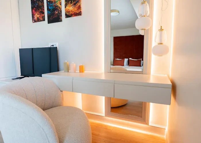 Apartment Glow Penthouse