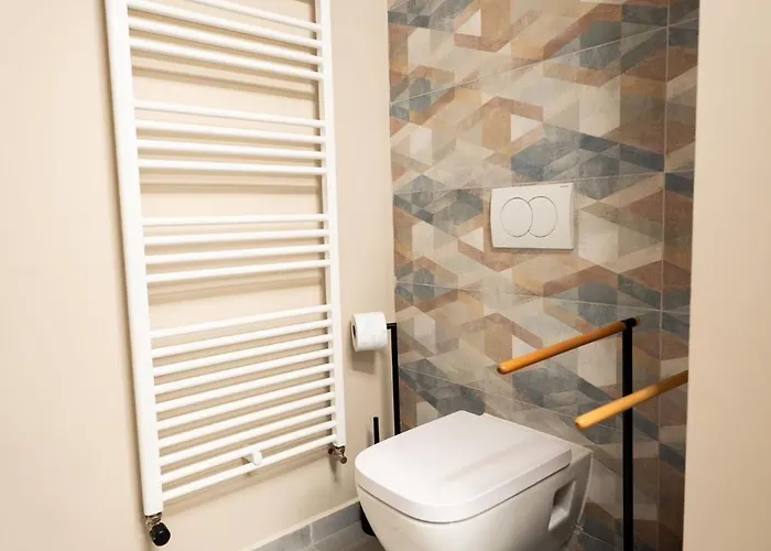 Glow Penthouse Apartment *